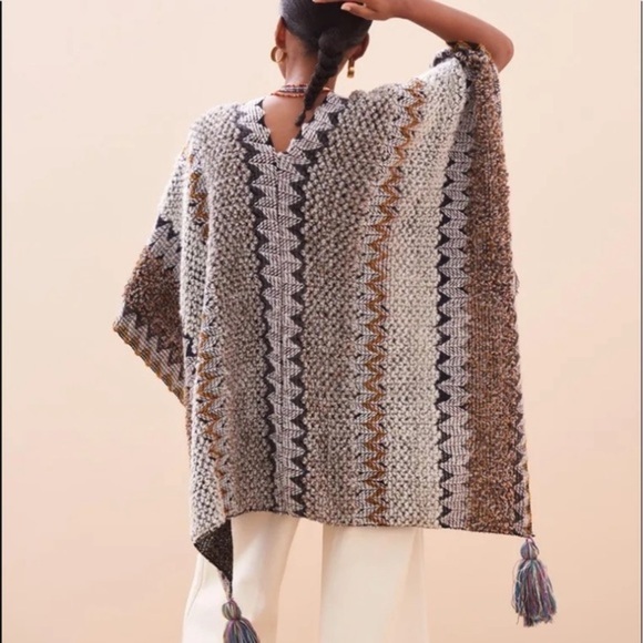 Anthropologie Fringe Knit Kimono - Picture 4 of 10